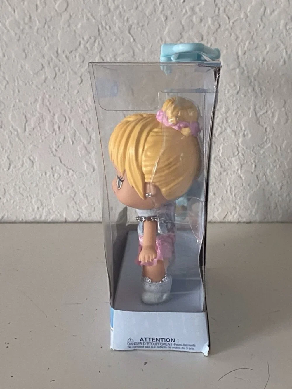 Bratz Babyz CLOE Runwayz Collectible Fashion Doll W/Accessories NEW Sealed